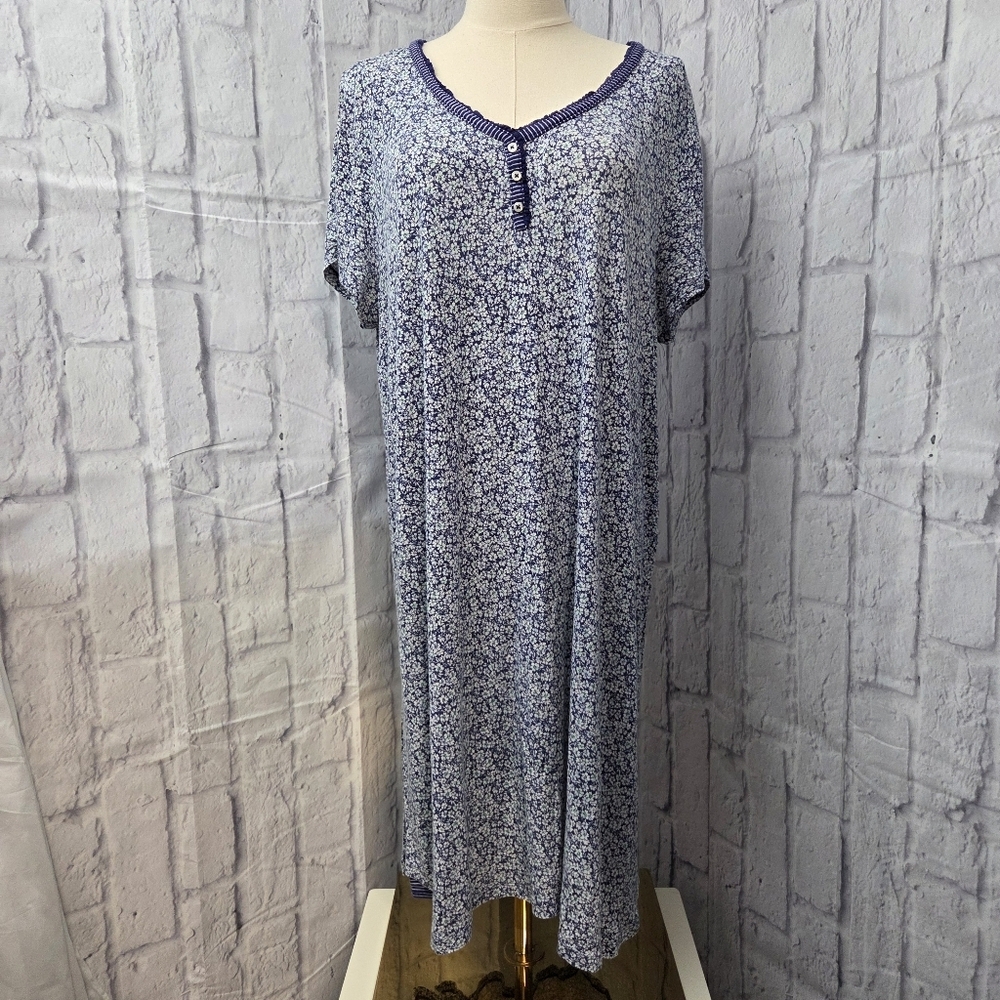 Chaps Extra Large Blue White Floral Button Short Sleeve Knee Length Nightgown